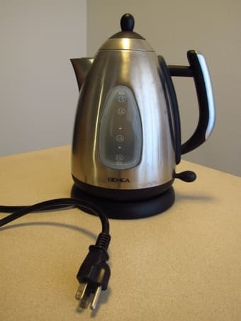 Electric Water Kettle in perfect condition: $15 1