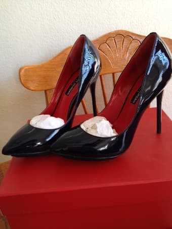 ***NEW Charles Jourdan Sexy Patent Pumps 2