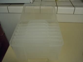 Binders/Stationary storage bins/ folder -case/ Table lamp/Hanger at EV 2