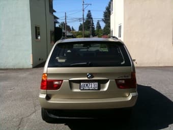 2000 BMW X5 $9300 3