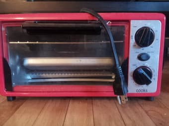 Rival Crockpot + Toaster Oven - $30 1