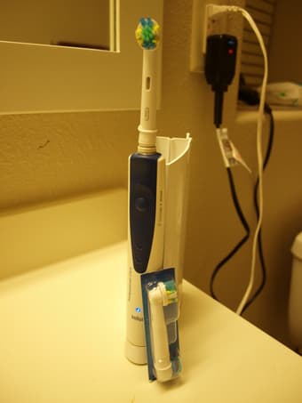 electric toothbrush $5 1
