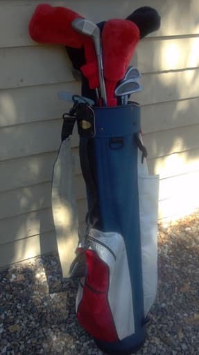 Cheap lefty golf set- women's I NEED TO GET RID OF THIS 1