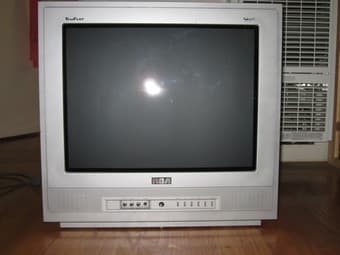 TV in Great Condition (+ DVD player) $20-30 1