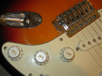 Pignose Stratocaster style Electric Guitar $70 OBO 2
