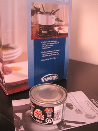 Brand New Trudeau Fondue Set - only 15$ 2