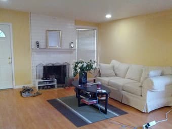 $930 / 120ft² - Female roommate for large room w/ bath in 4BR house 1