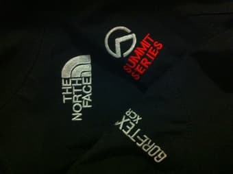 Men's North Face Summit Series jacket shell in black, Small - $55 3