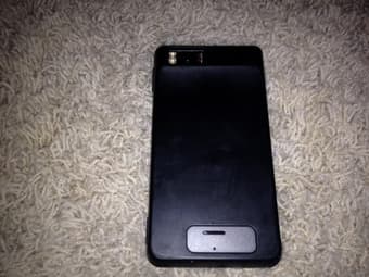 Slightly Used Droid X for Sale for $110 (Great Condition!) 2