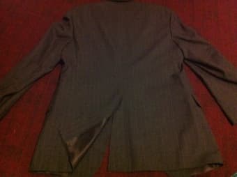 Brooks Brothers 100% Wool Gray Two-Button Blazer 39R, like new! 3