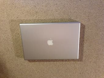 MacBook Pro 2.16 GHz - 2 GB - 160 GB $450 2