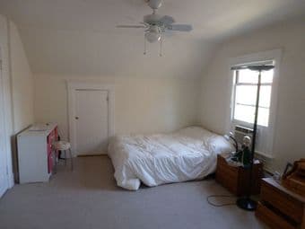 Nice cozy studio walking distance to Stanford Campus 1650$ 2