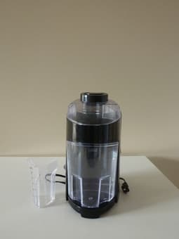 Black & Decker Juicer, Extractor - 15$ 1