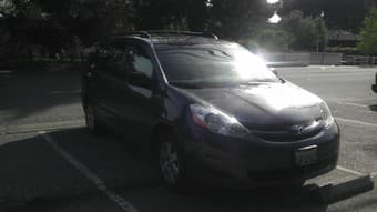 2006 Toyota Certified Sienna LE with Certified extra-warranted 2