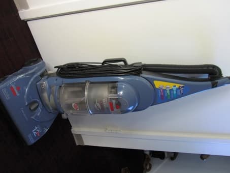 Bissell Vacuum Cleaner $20 1