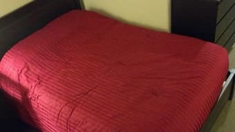 Red comforter for a full sized bed 1