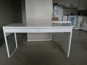 Ikea Micke Long Desk – 30$ (or propose your price) 1