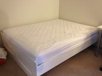 Queen size bed & frame for only $190 1