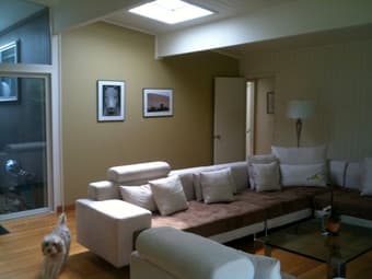 Room in House in Ladera with 4 girls and a dog available January 15th 1