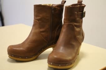 $15, Size 6.5 boots 1