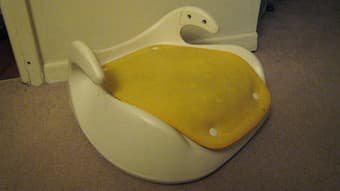$5_Child car safety seat 1