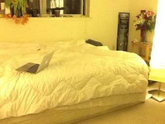 $1100 #### Room available 14th January (min 6 months) #### (Palo Alto) 3