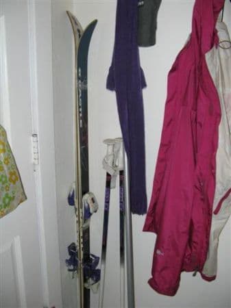Womens Kastle Skiis + poles and bindings 1