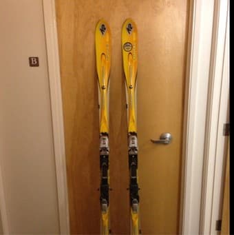 Five pairs of alpine skis - for sale or rent 2