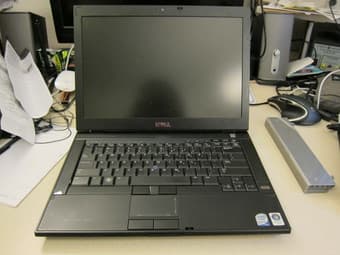 Dell Latitude E6400 laptop with a docking station - $350 1