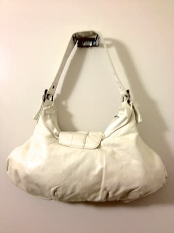 Shoulder bag: White sachtel bag, textured faux-leather - LIKE NEW 2