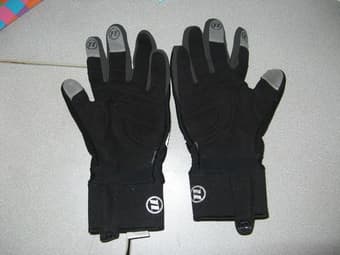 Mens Novara Bike Gloves (wind blocking) 2