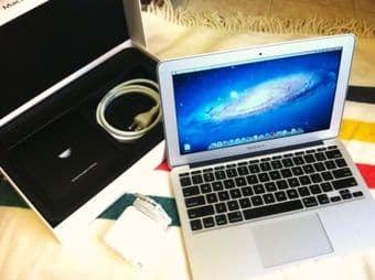 11'' Macbook Air mid-2011 + Apple Care for $700 2