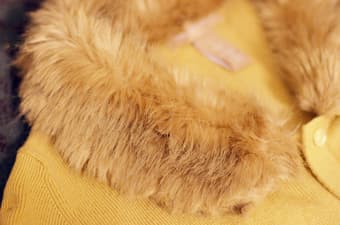 【$39】Banana Republic Fur Trimmed Belted Cardigan 2