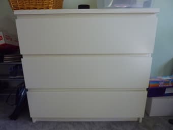 Ikea MALM Chest of Drawers - white 1