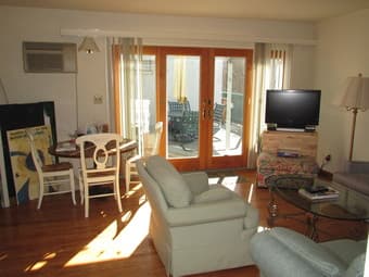 Spot Open in Palo Alto Apartment 2