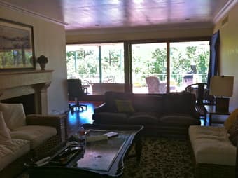 Room in awesome 7bedroom/6.5bathroom house 15/03/13 - 08/04/13 $1000 3