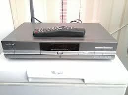 32 " GE CRT TV -DVD  Player and Shelf for Sale or Trade-Best Offers 2