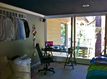 Room in 7bedroom/6.5bathroom house 03/15/13 - 04/08/13 $900 1