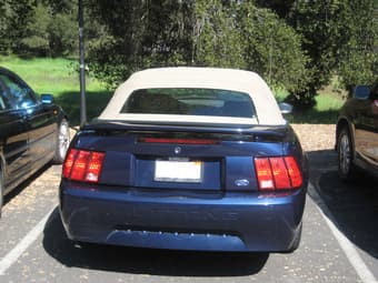 2003 Ford Mustang Convertible Premium - Clean, ONLY ~80k miles - $7300 3