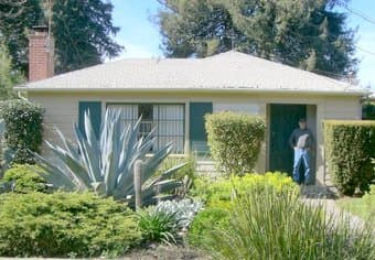 $800 - Room for rent in Menlo Park Home - Starting April 1st 1