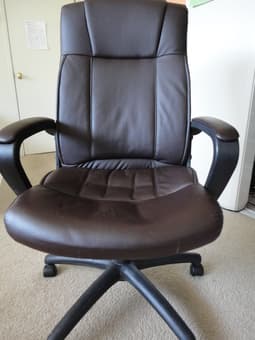 moving sale (Chairs, TV stand,bookshelf...) 1