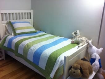 Ikea White Twin Hemnes bed for sale $120) 1