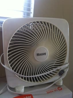 $10 table fan 1