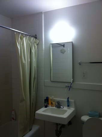 Sublet on campus at $800/month 3