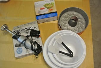 MOVING SALE: kitchen supplies 1