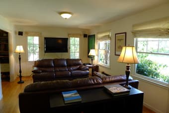 Rooms for rent in Nice Menlo Park Apt - great location 3