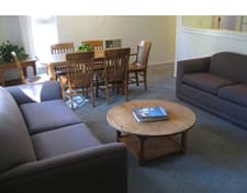 Subletting Rains Apartment (Female only) June 16th - September 20th 3