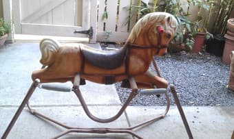 VINTAGE SPRING ROCKING HORSE 1