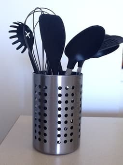 Kitchen utensils with holder 2