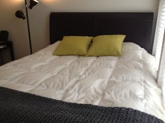 GORGEOUS Dark Oak Queen Bed + Pillow-top Mattress 3
